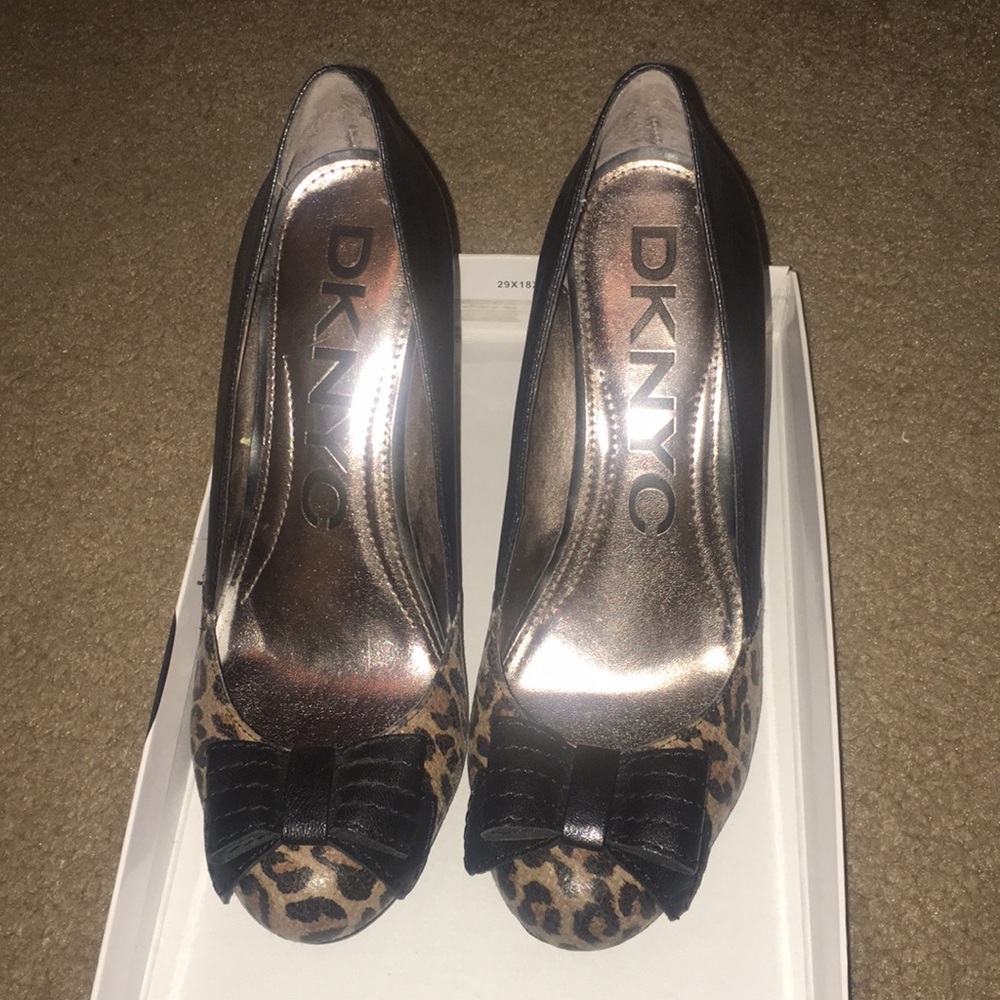 DKNYC size 8